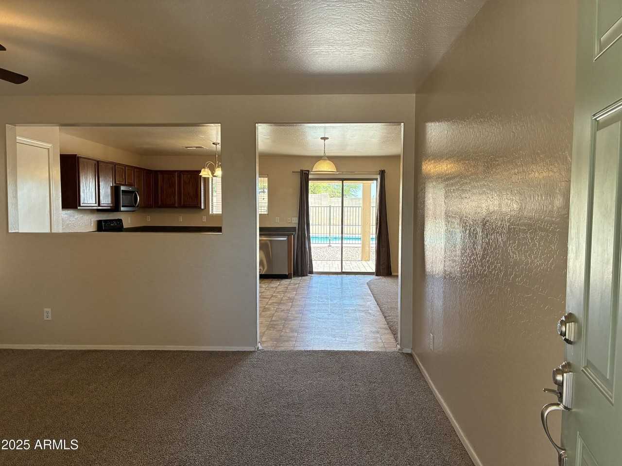 7207 South Sunrise Way - Photo 4 of 41