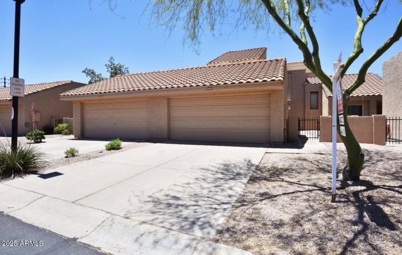 1642 North El Camino Drive - Photo 2 of 37