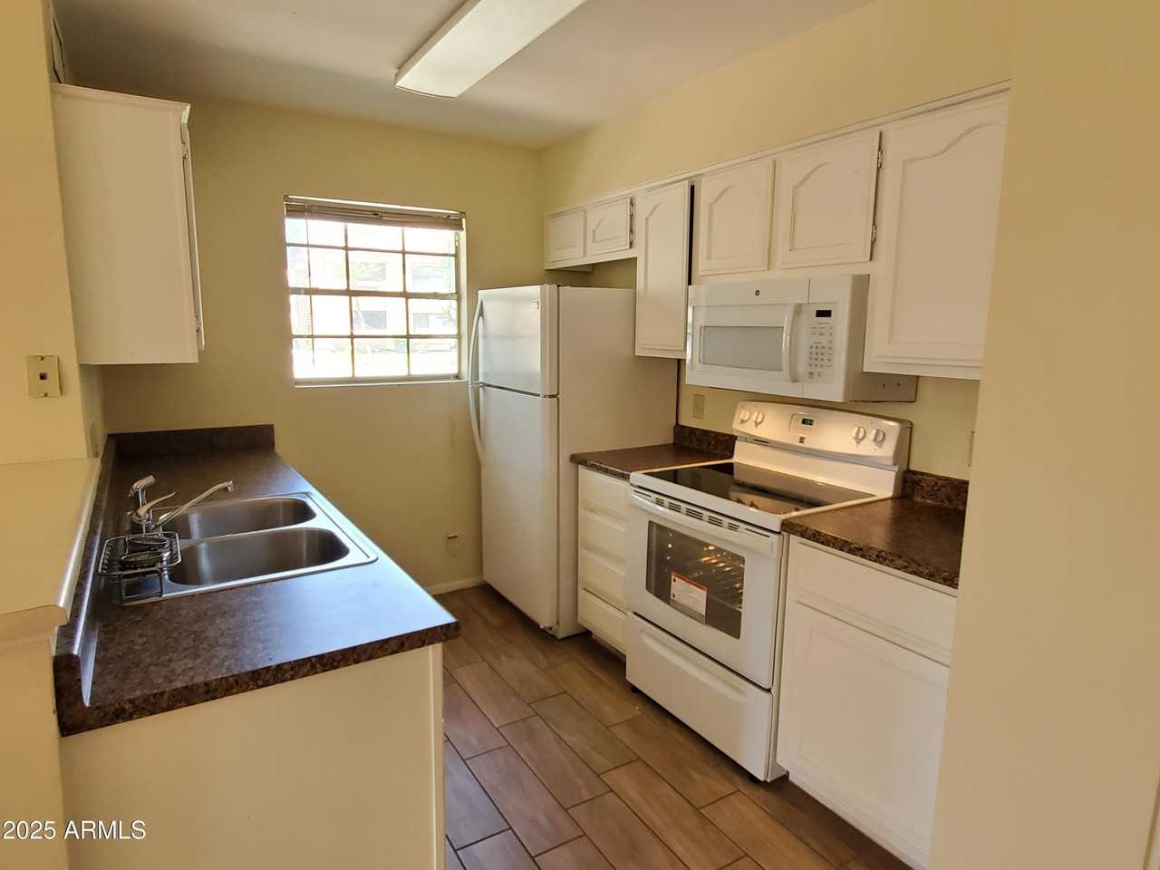 625 South Westwood #158 - Photo 5 of 19