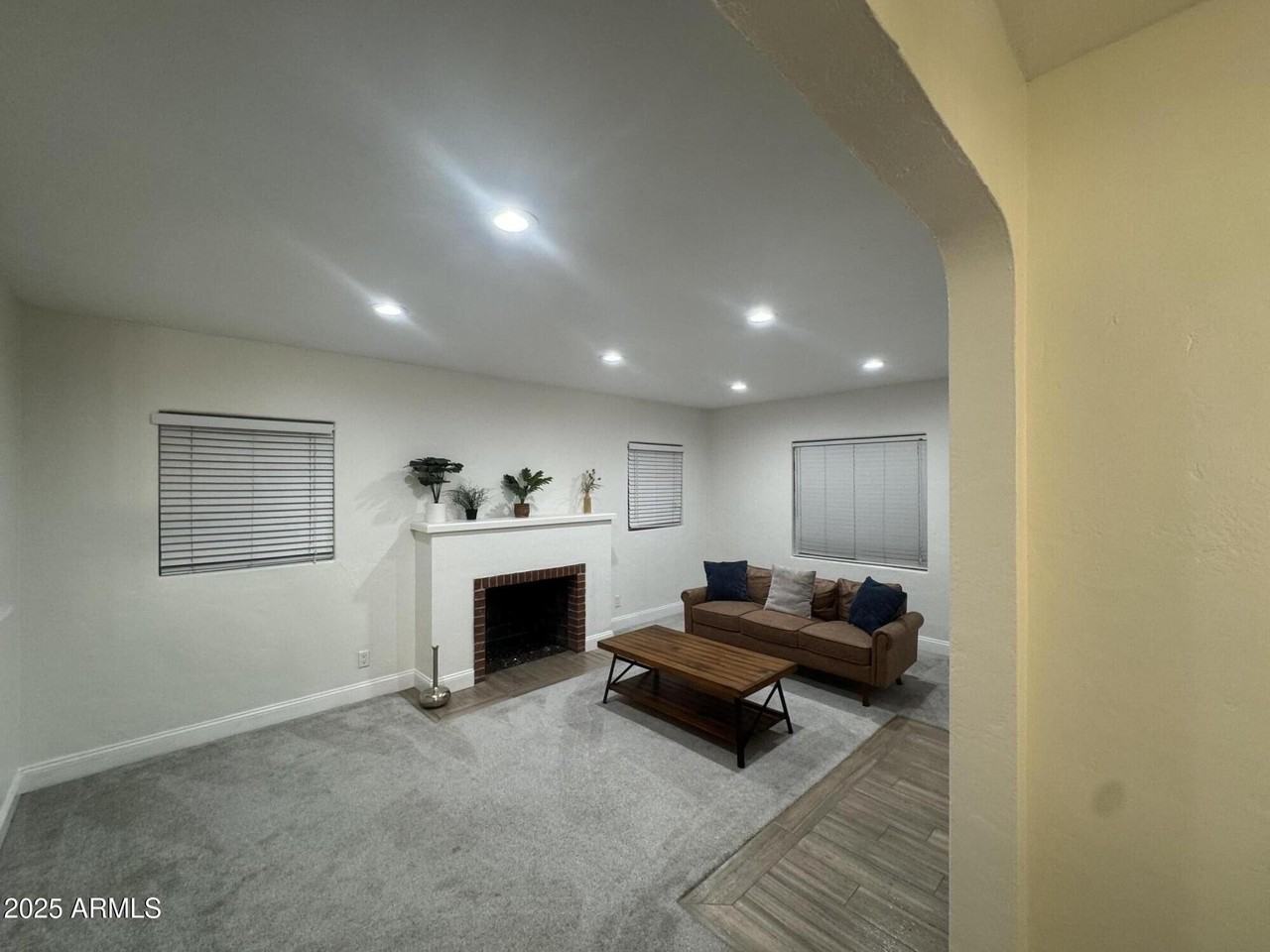 926 West Moreland Street - Photo 3 of 8