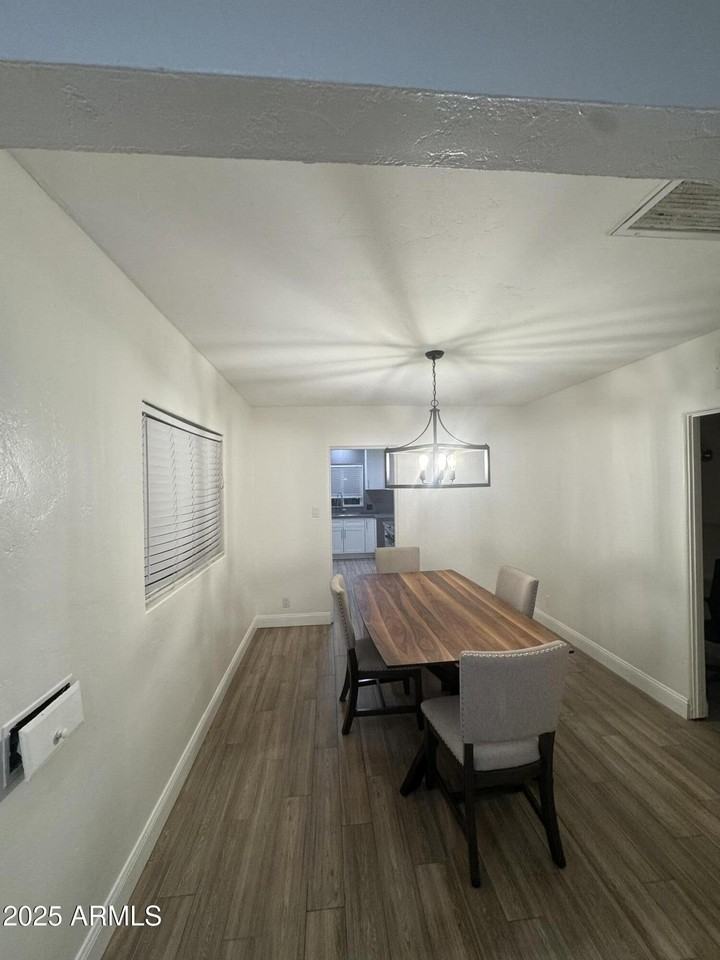 926 West Moreland Street - Photo 4 of 8