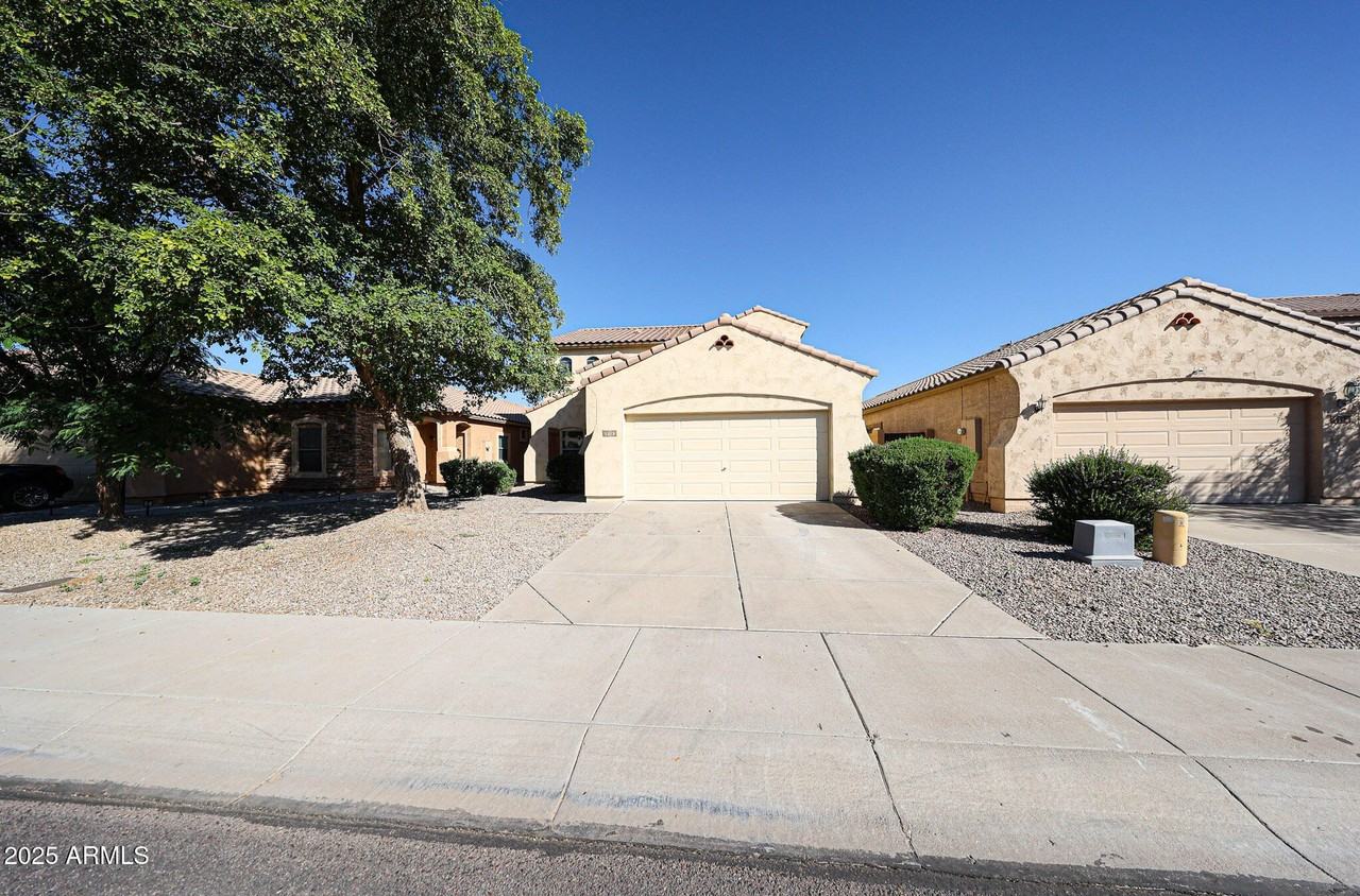 5318 W Maldonado Rd - Photo 3 of 44