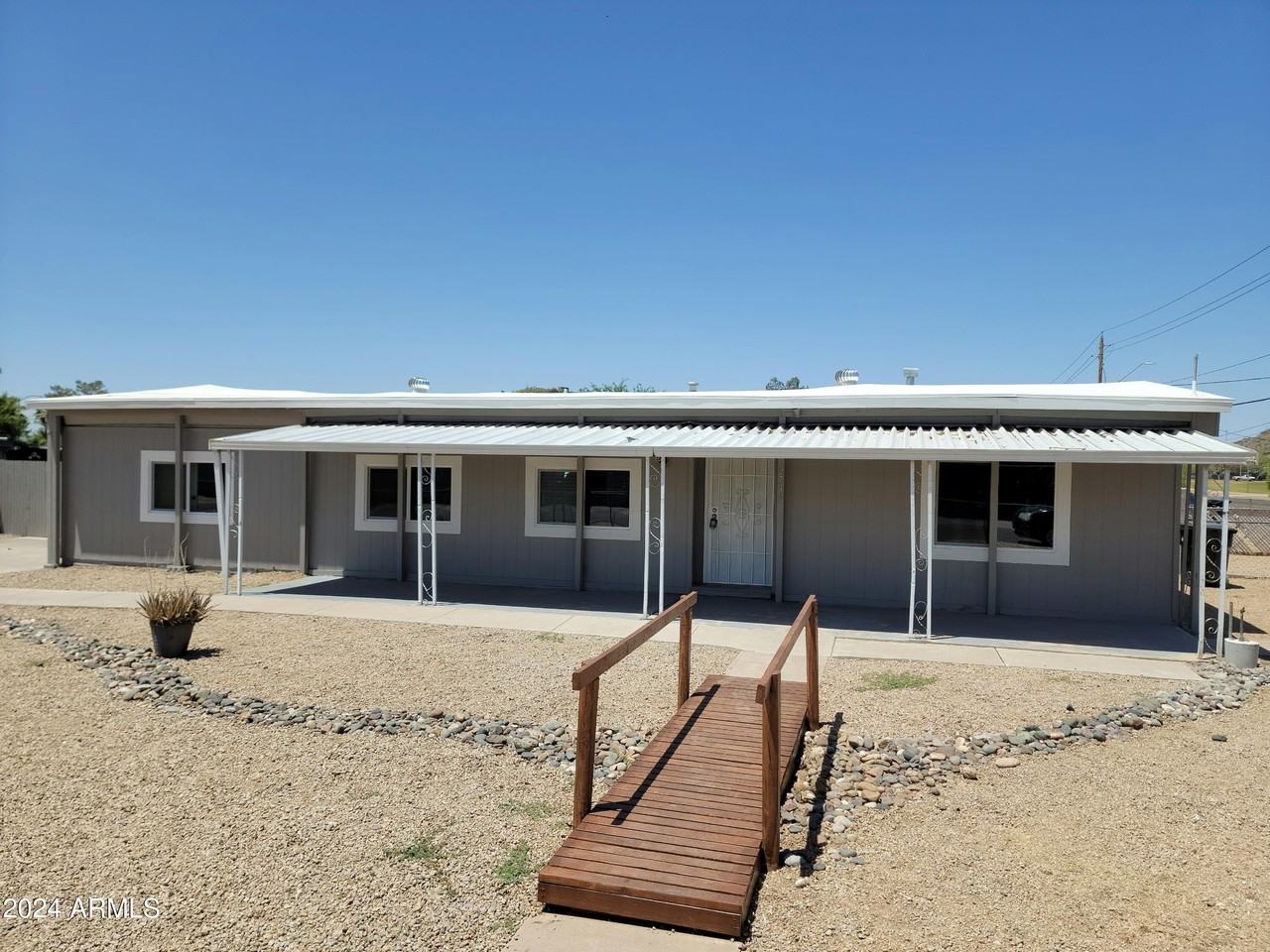 2749 East Beardsley Road - Photo 2 of 25