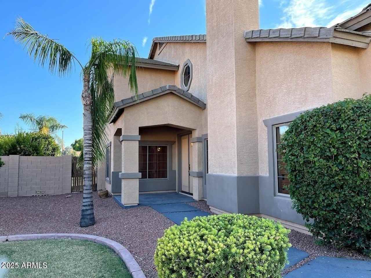 3235 Devonshire Court - Photo 5 of 28