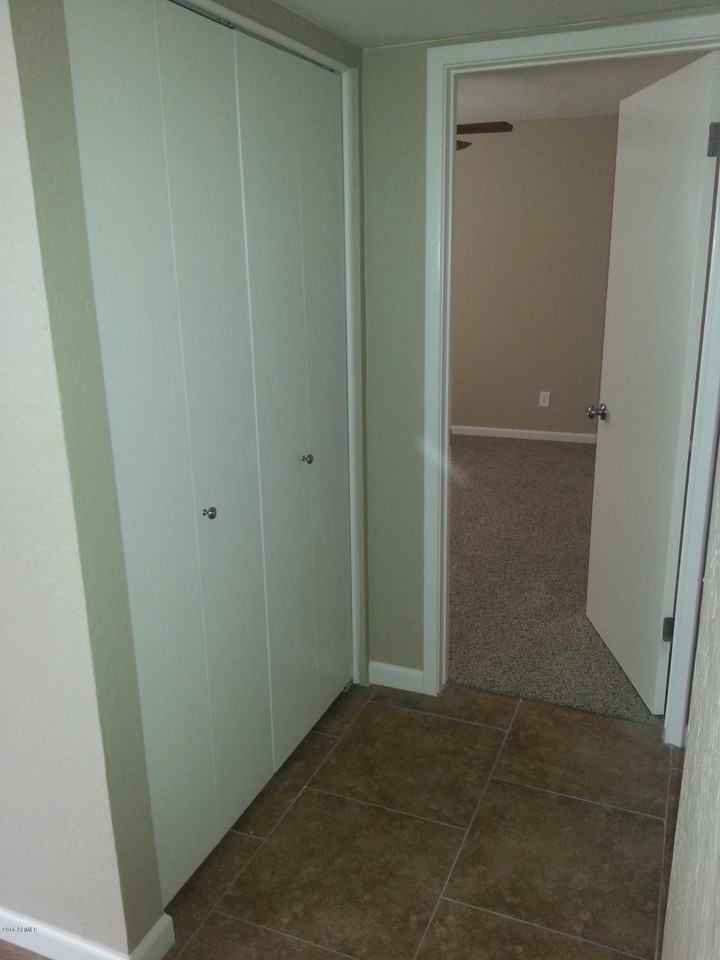 326 West La Jolla Drive - Photo 6 of 10