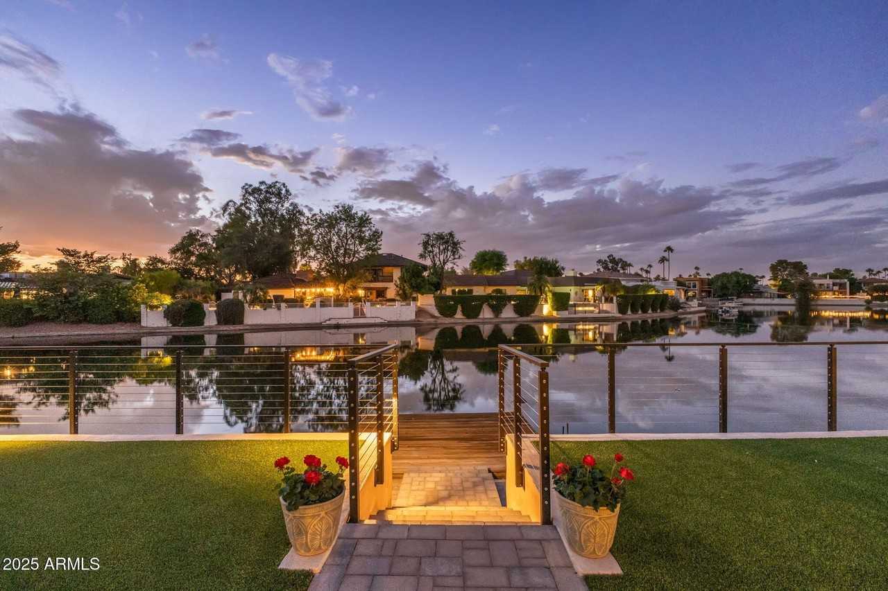 7620 Via Del Placito - Photo 2 of 50