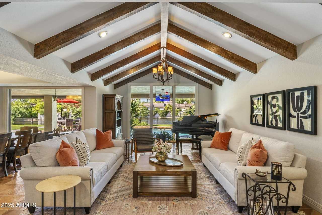 7620 Via Del Placito - Photo 6 of 50