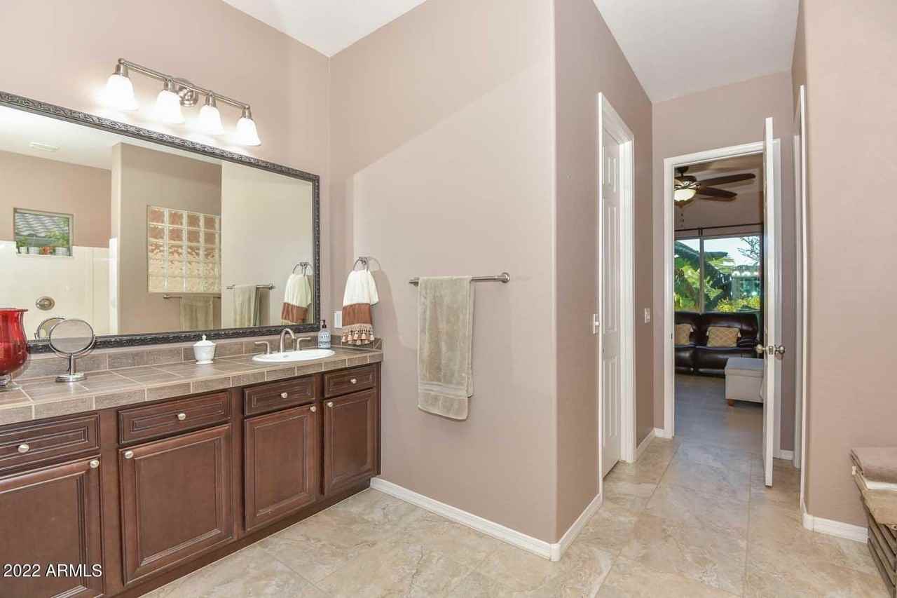 19210 Denton Street - Photo 5 of 50