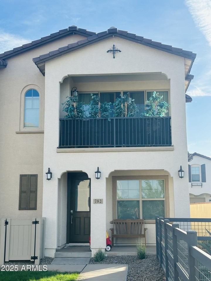 782 S Olympic Dr - Photo 4 of 25