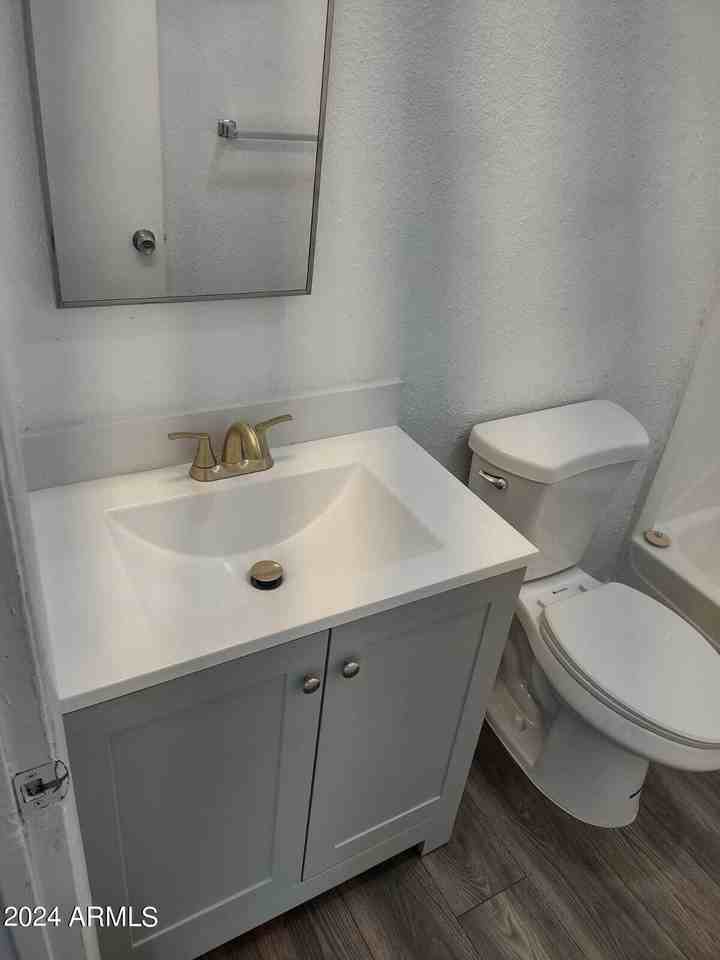 3224 West Jackson Street #2 - Photo 6 of 7