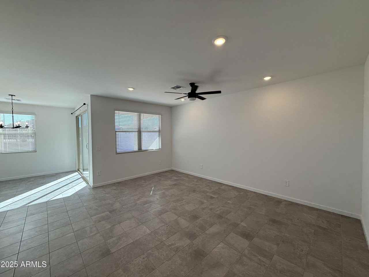 4185 W Yolanda Ln - Photo 5 of 22