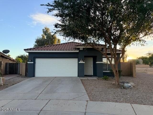 2923 West Five Mile Peak Road - Photo 3 of 33