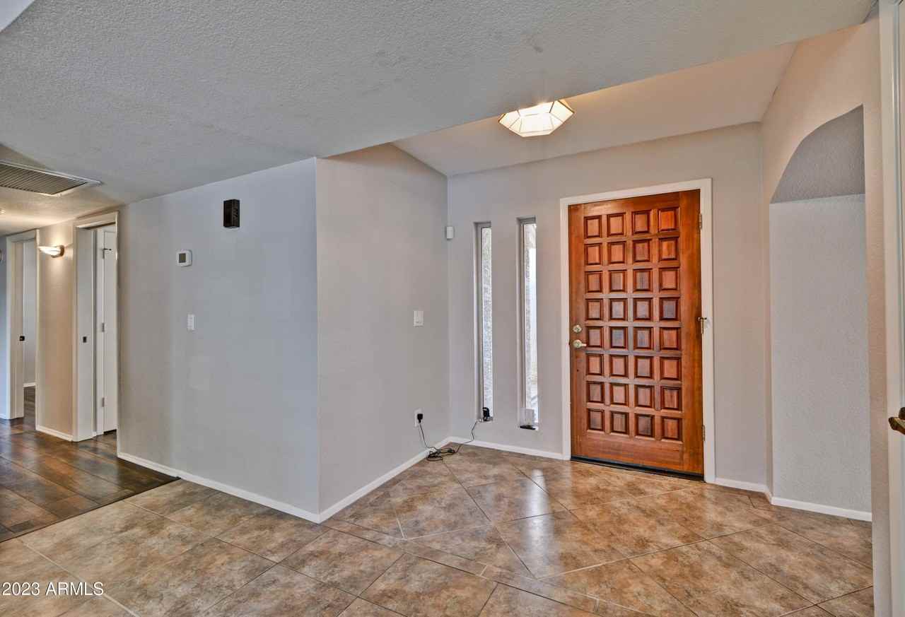 6747 E Aire Libre Ln - Photo 6 of 37