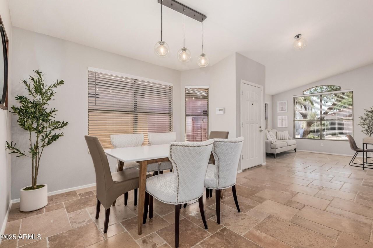 4632 Mossman Road - Photo 5 of 24