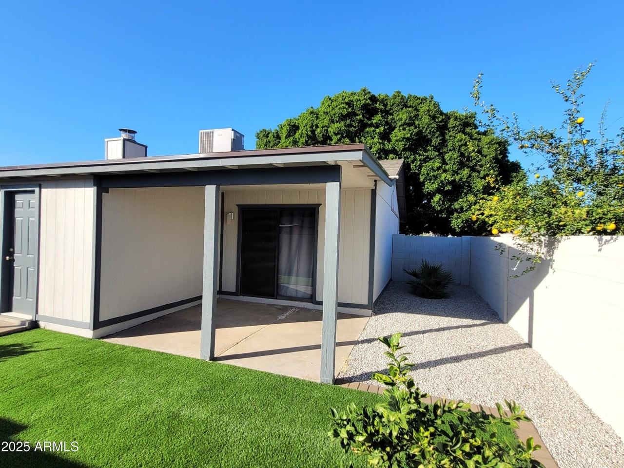 2129 West Tyson Street - Photo 4 of 27