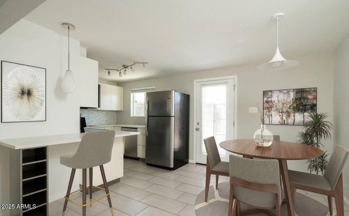 4351 N 36th Pl Apt 3 #3 - Photo 6 of 11