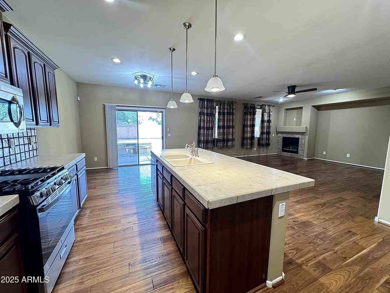 3616 North 308th Lane - Photo 6 of 50