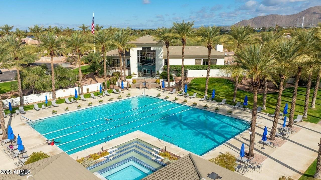 9735 N 118th Way - Photo 3 of 30