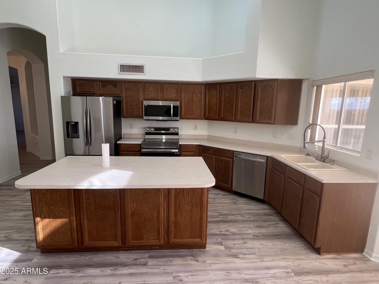 2015 N 123rd Dr - Photo 2 of 24