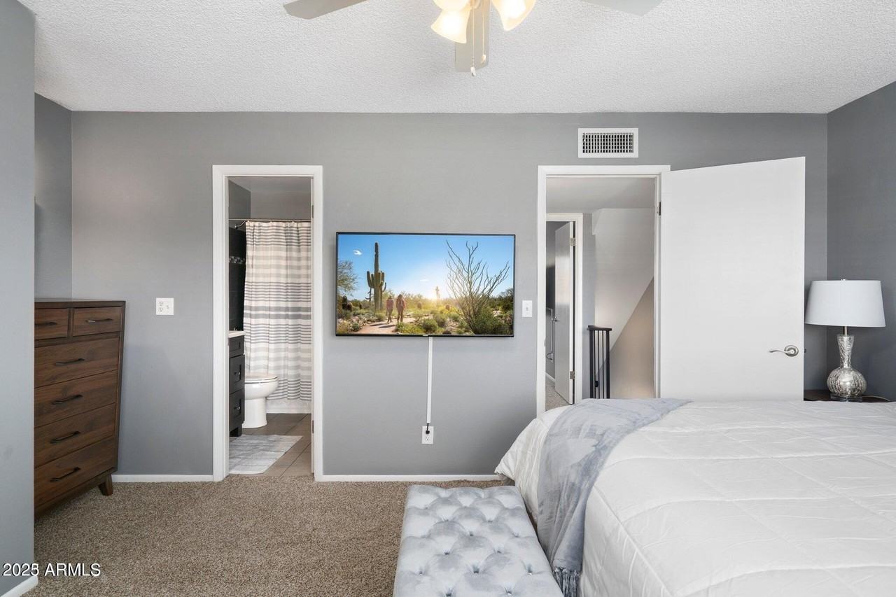 6921 E Osborn Rd Unit D #D - Photo 2 of 14