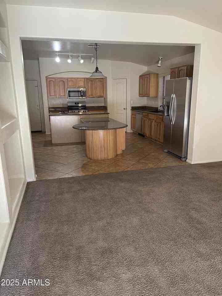 29062 N Mountain View Rd - Photo 5 of 16