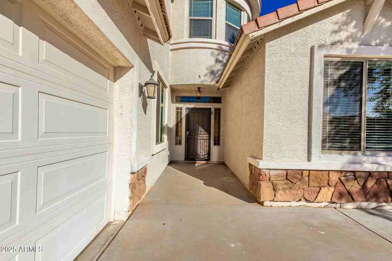 3047 S 257th Ave - Photo 7 of 43