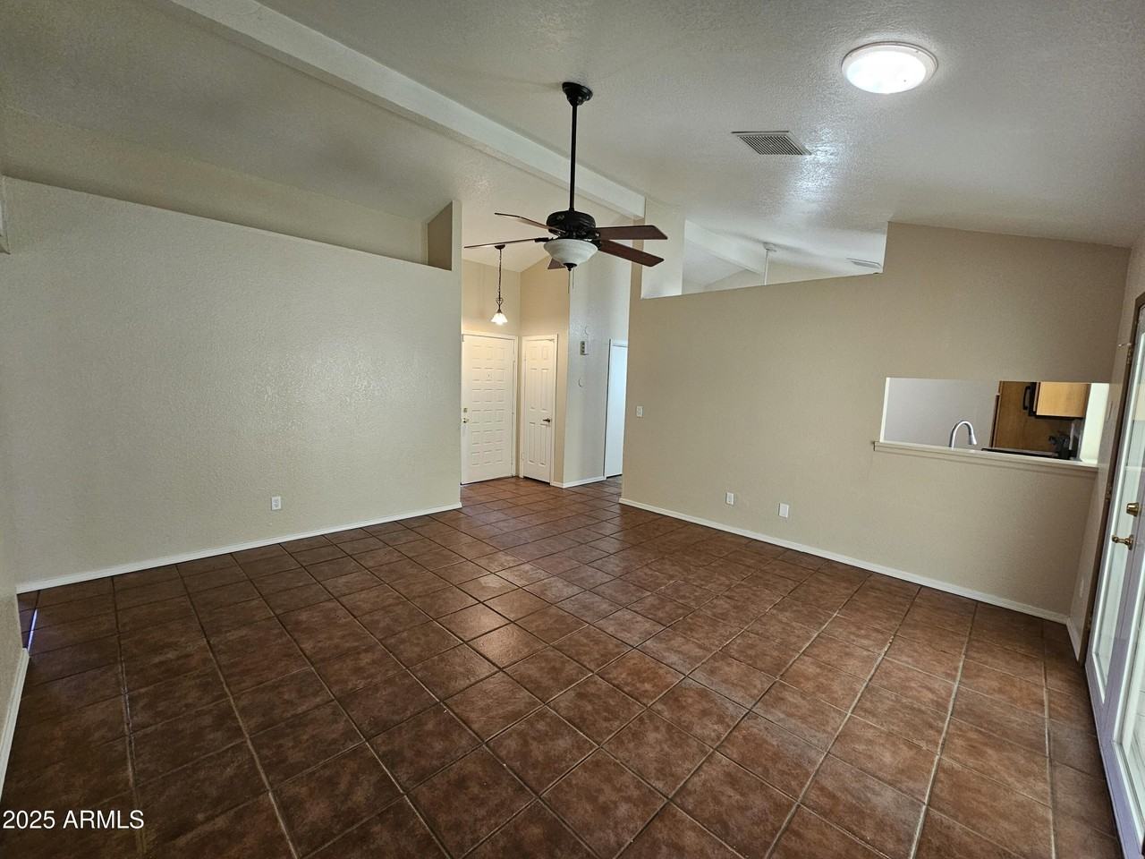 5523 W Yucca St - Photo 5 of 18