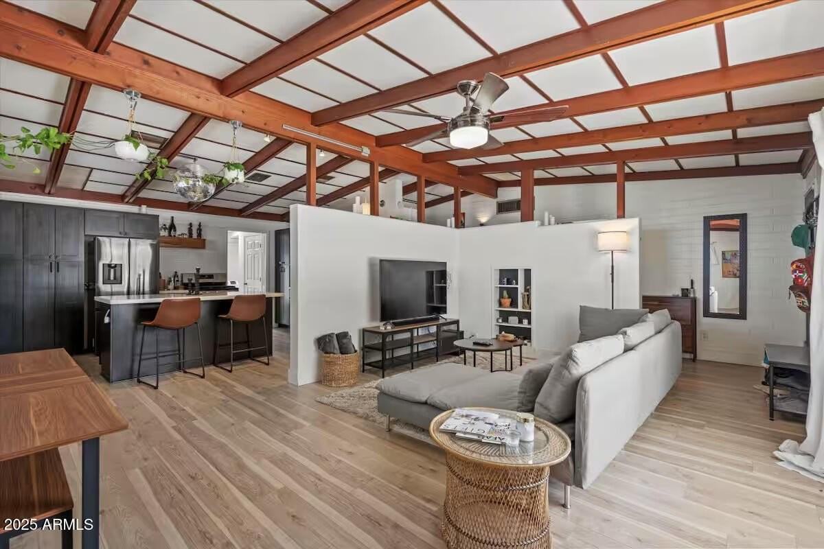 334 West Glenrosa Avenue - Photo 2 of 9