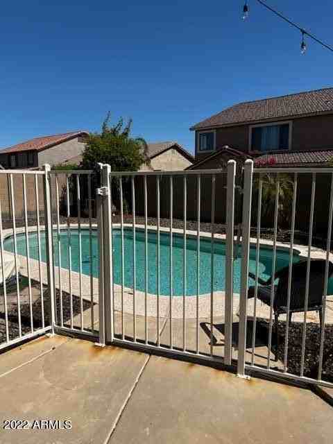 17219 W Hilton Ave - Photo 2 of 22