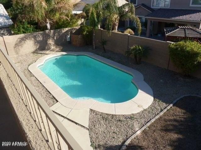 17219 W Hilton Ave - Photo 6 of 22