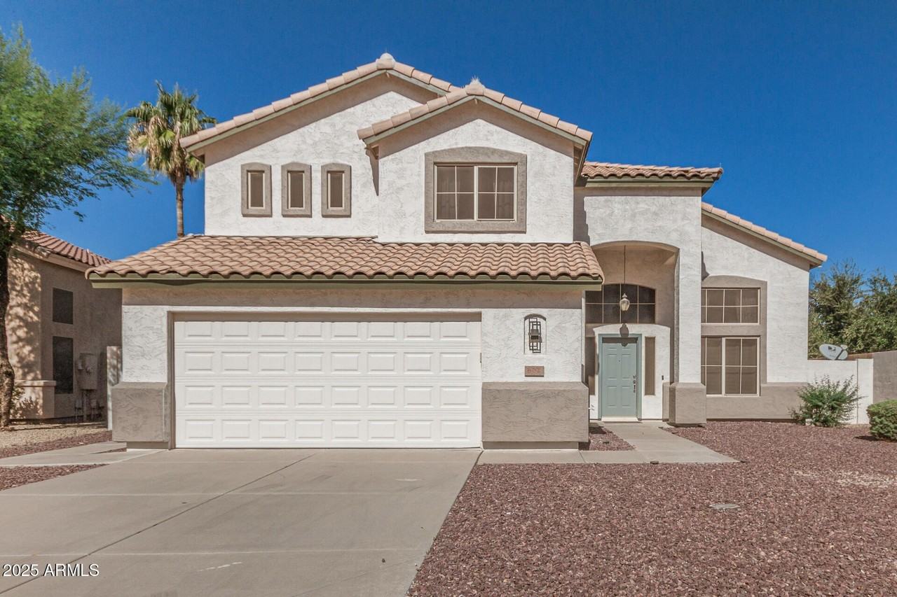 602 W Canary Way - Photo 2 of 43