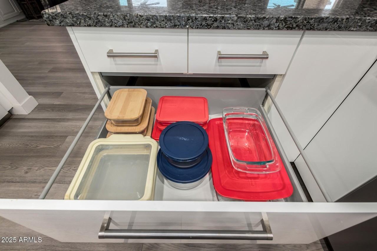 7970 East Camelback Road #507 - Photo 6 of 33