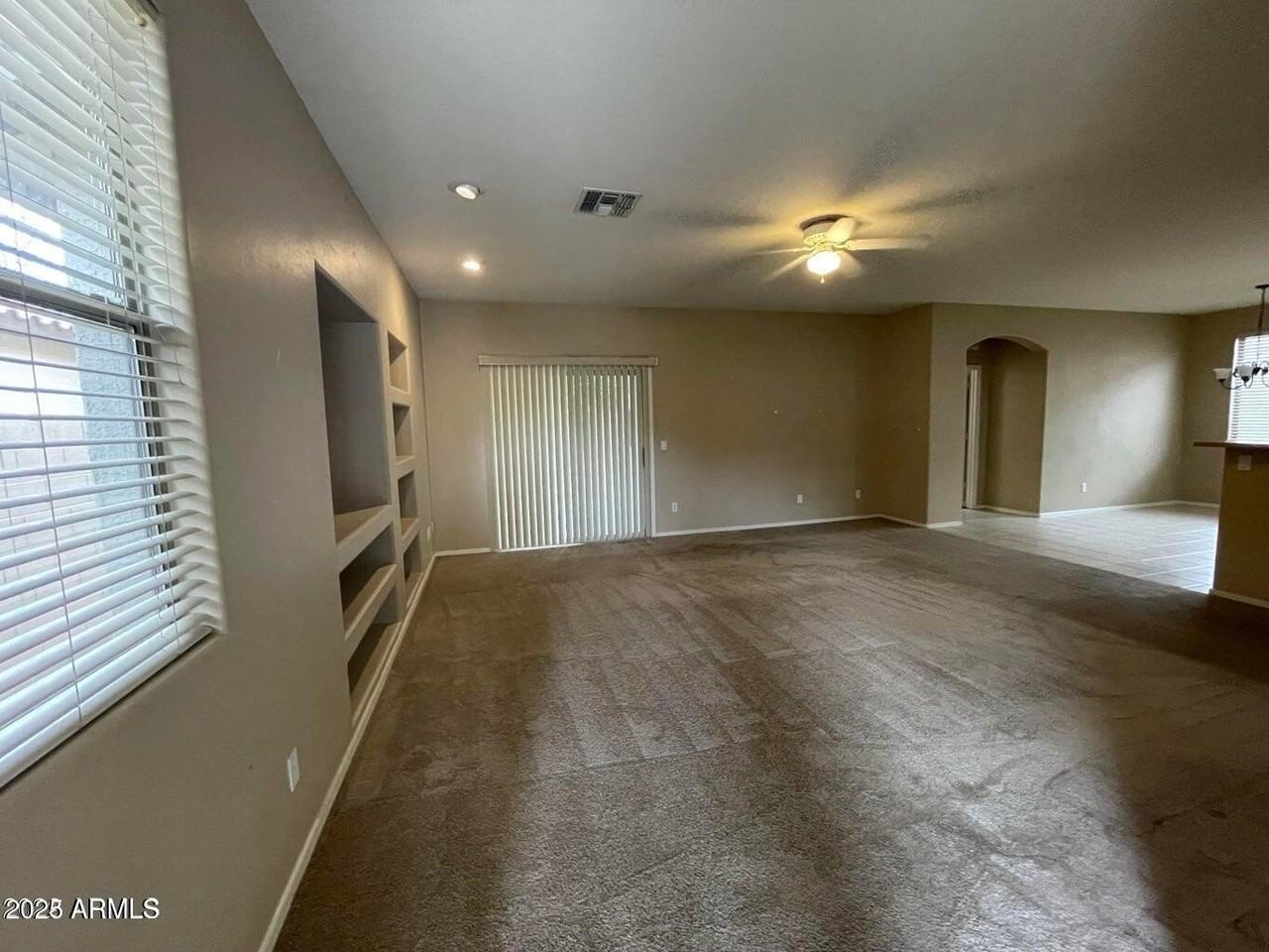 12604 West Bird Lane - Photo 2 of 22