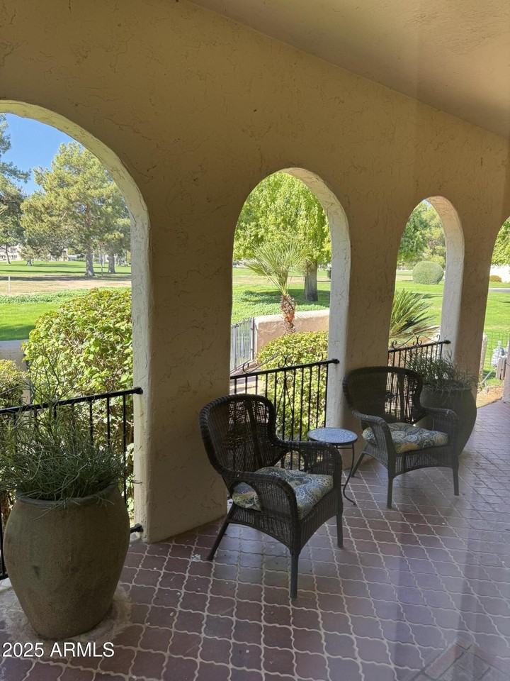 1009 North Villa Nueva Drive - Photo 3 of 22