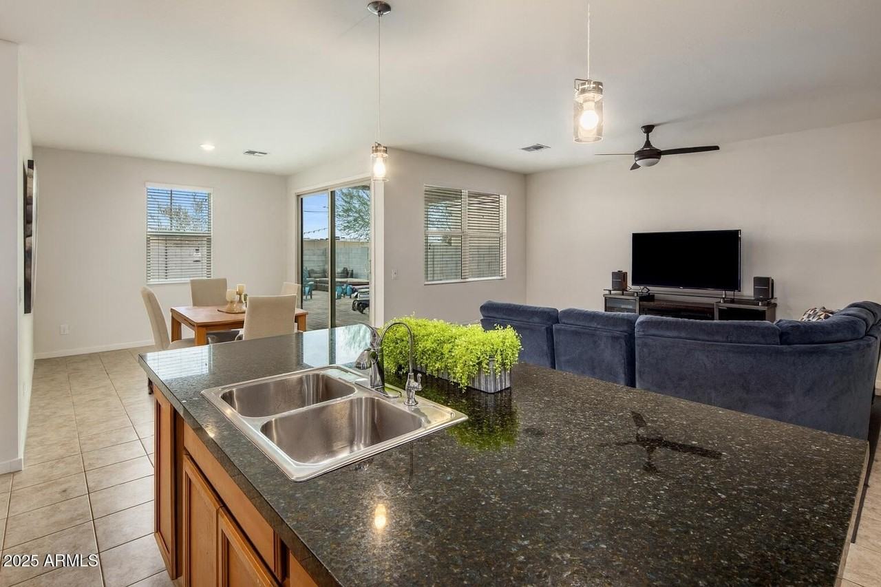 7329 N 123rd Dr - Photo 2 of 16