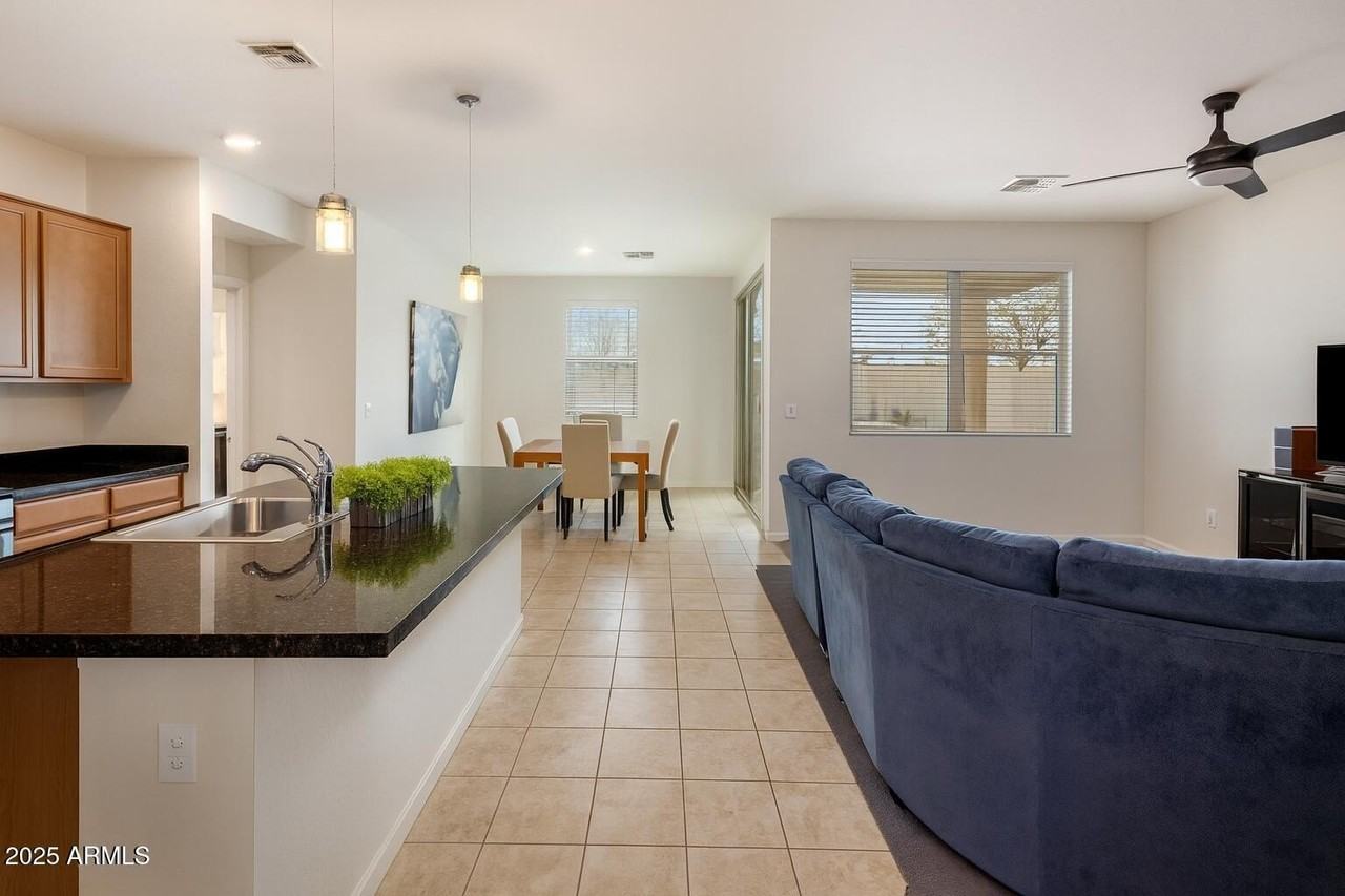 7329 N 123rd Dr - Photo 3 of 16