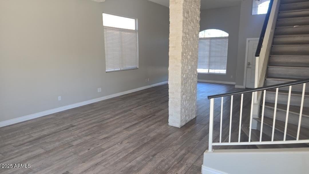 854 S Comanche Ct - Photo 4 of 6