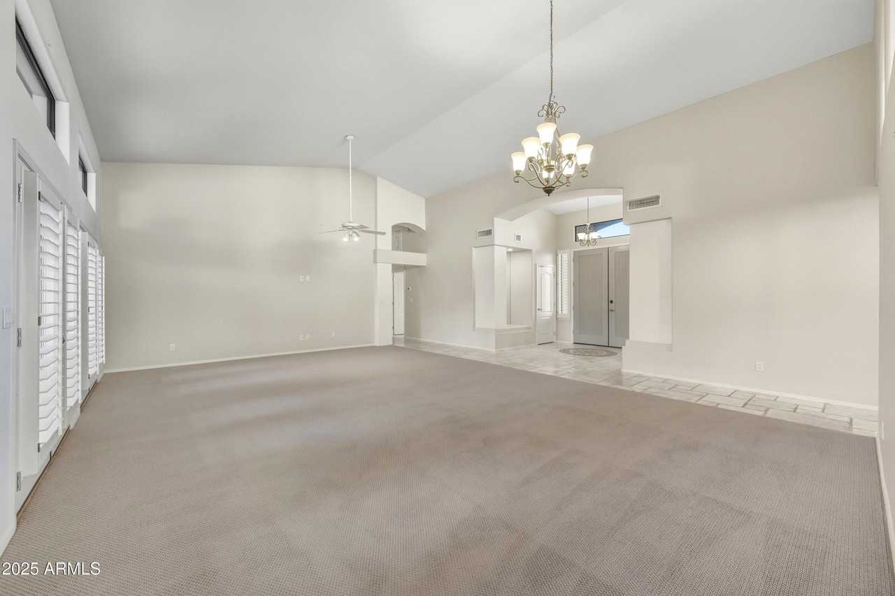 14241 N 14th St - Photo 6 of 31