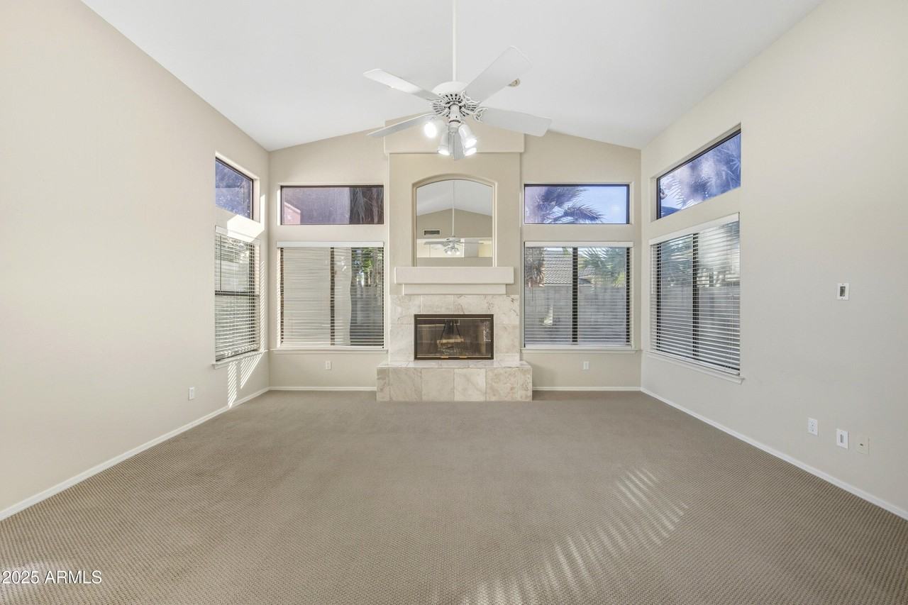 14241 N 14th St - Photo 7 of 31