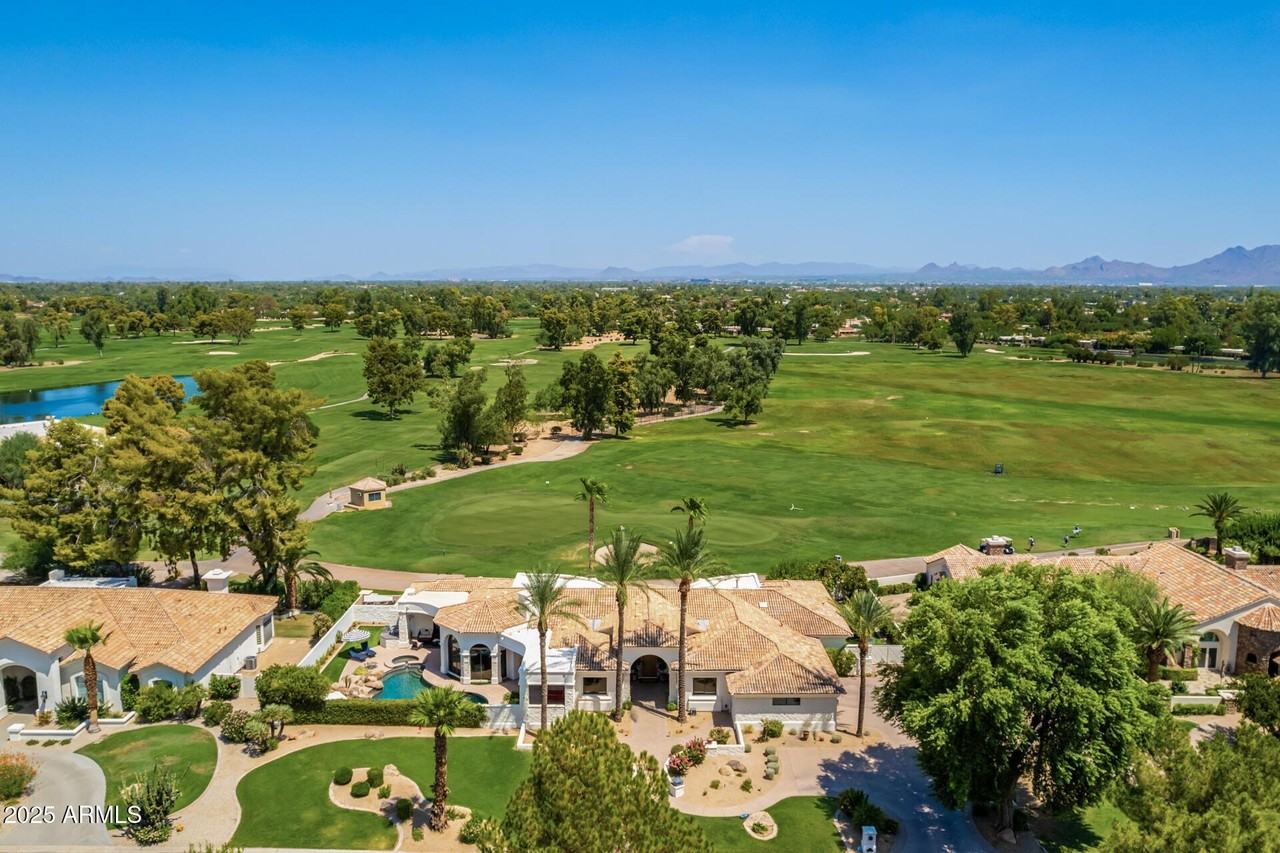 6900 E Ironwood Dr - Photo 4 of 50