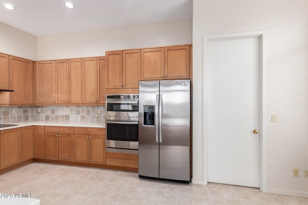 34748 North 93rd Place - Photo 6 of 33