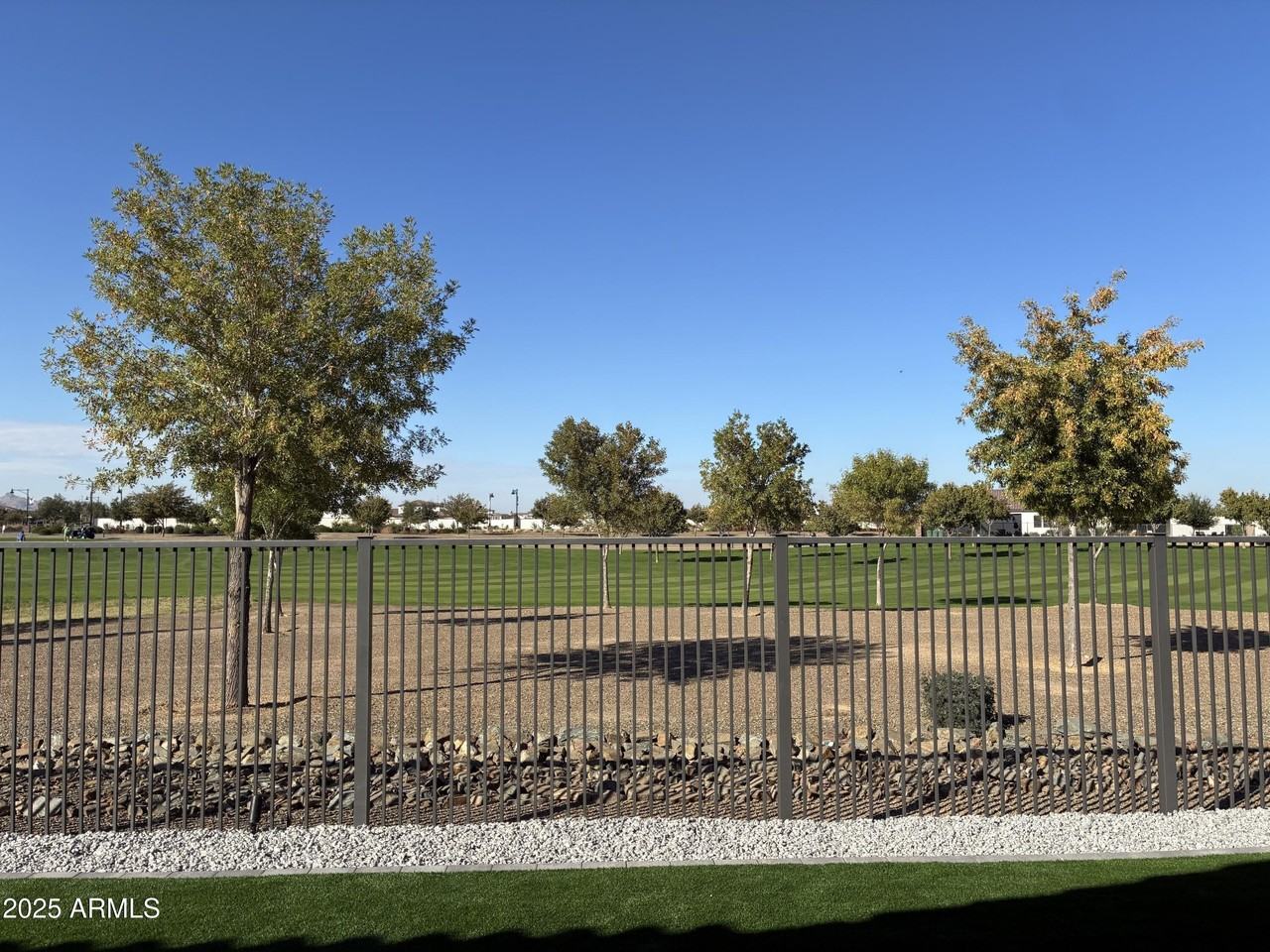 17778 W Crawfordsville Dr - Photo 3 of 50