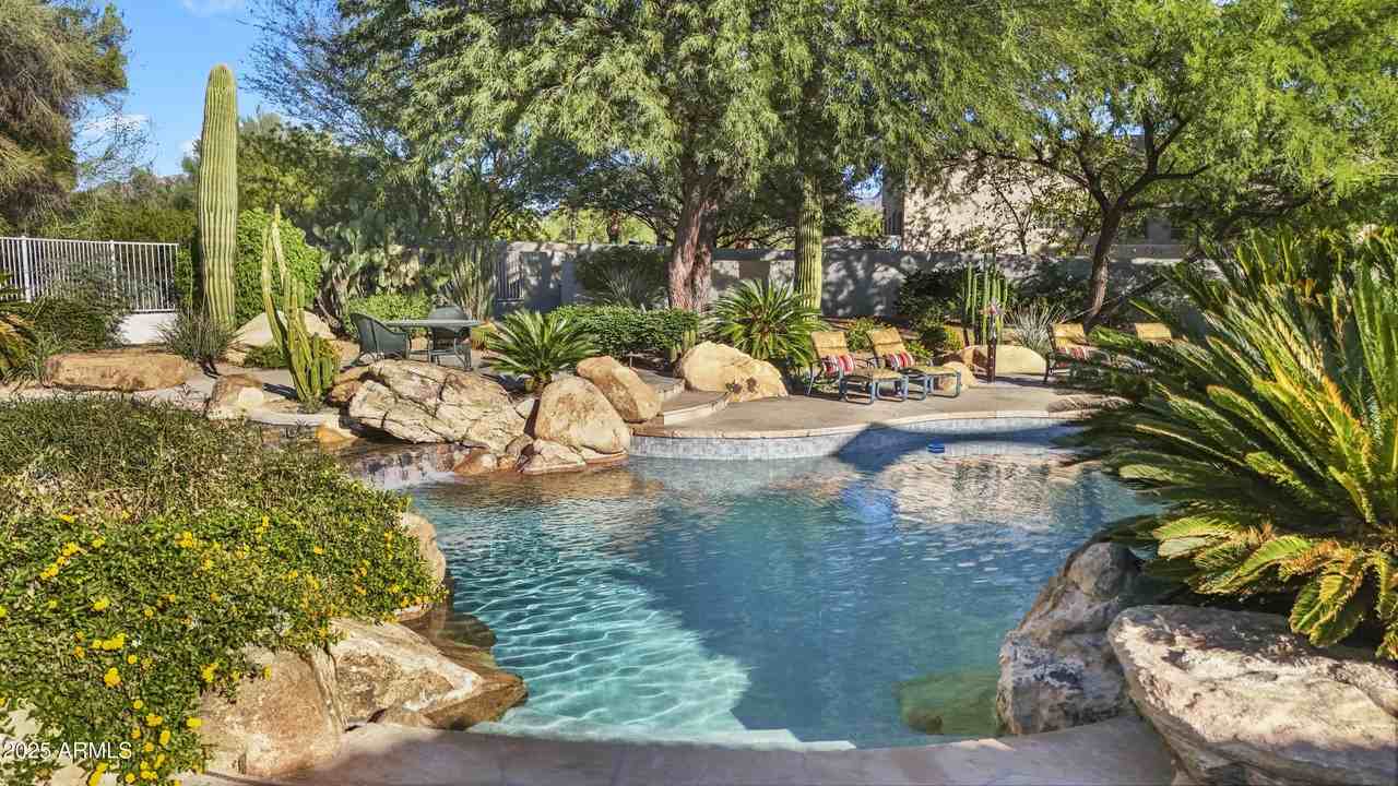 8350 East via Del Sol Drive - Photo 4 of 42