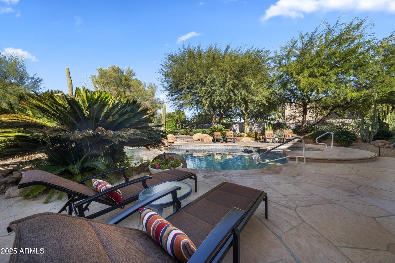 8350 East via Del Sol Drive - Photo 6 of 42