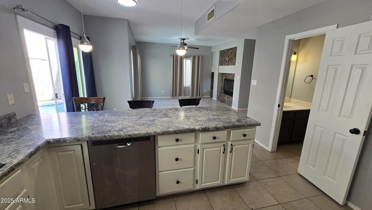 18820 North 41st Drive - Photo 6 of 26