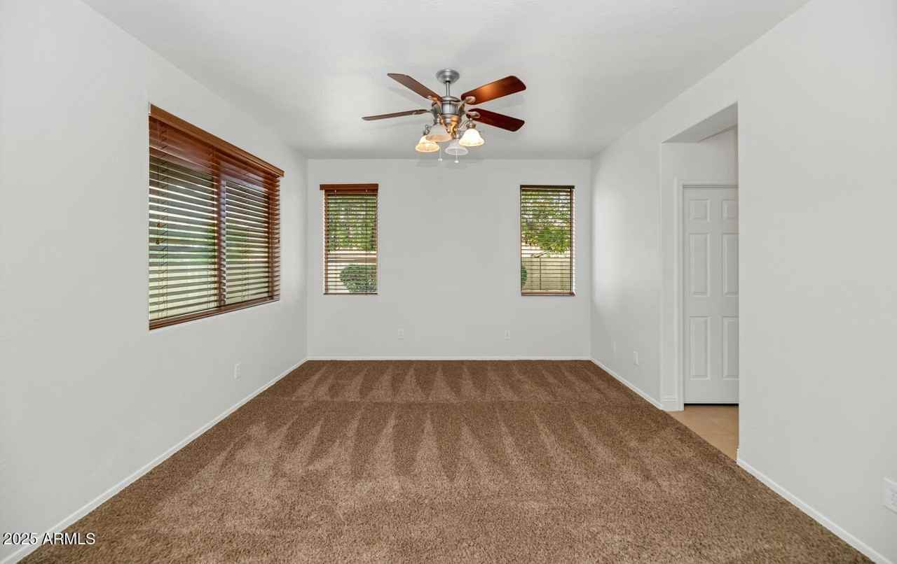 39148 N Acadia Way - Photo 3 of 34