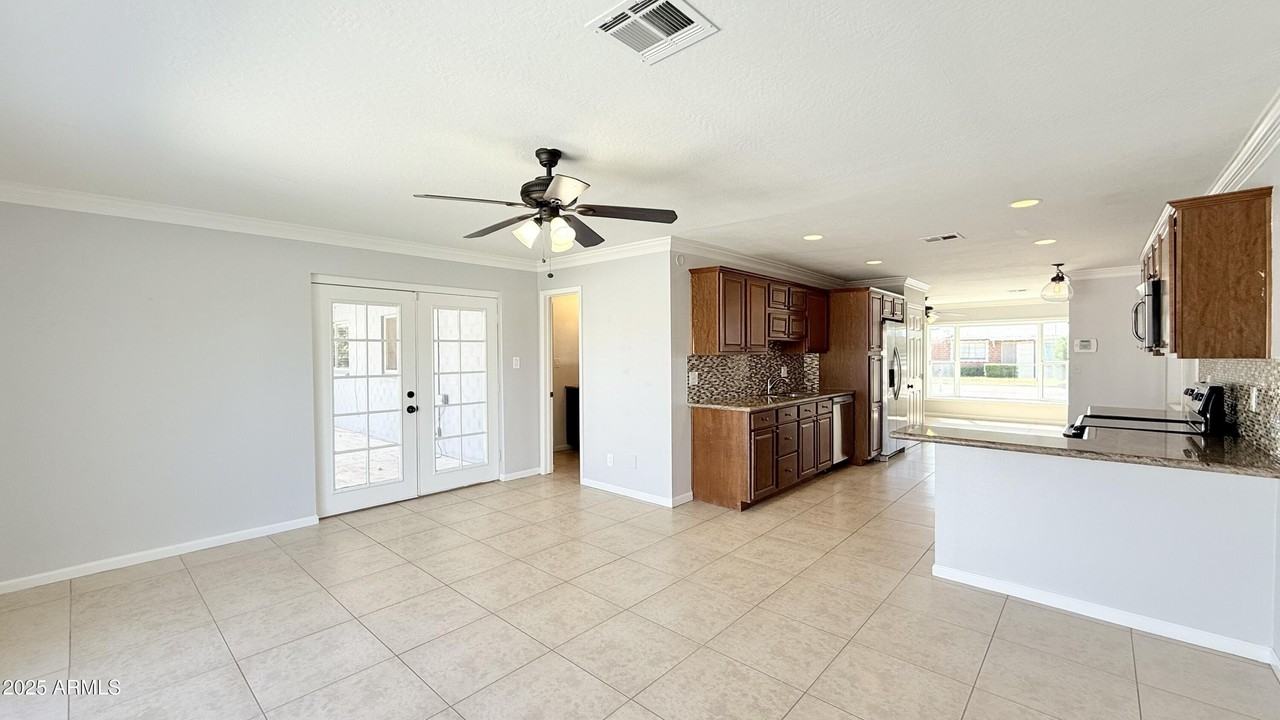 8608 E Vernon Ave - Photo 5 of 20