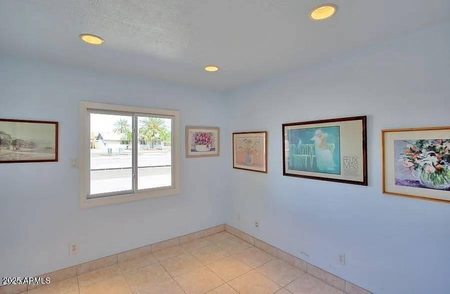 3333 E Thunderbird Rd - Photo 6 of 12