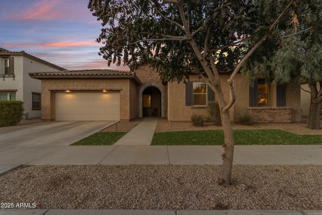 22910 East Sonoqui Boulevard - Photo 2 of 50