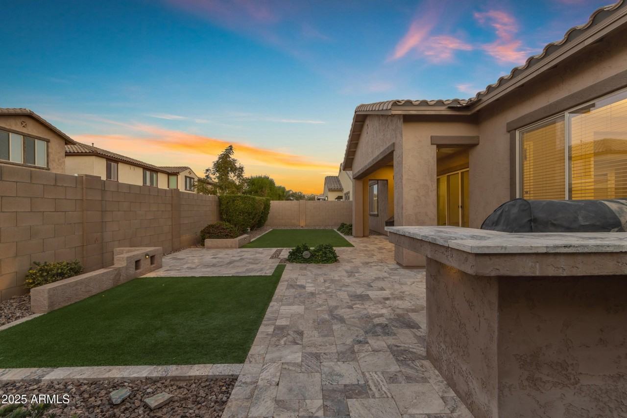 22910 East Sonoqui Boulevard - Photo 3 of 50